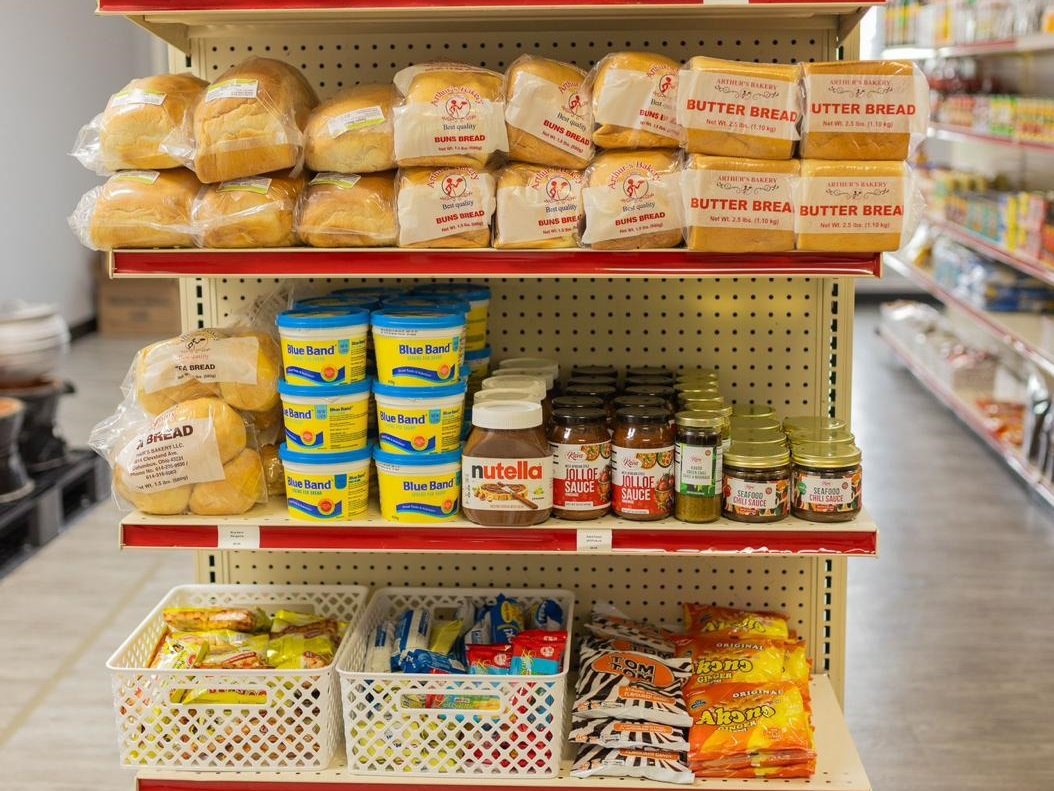 Breakfast Essentials, Snacks & Beverages
