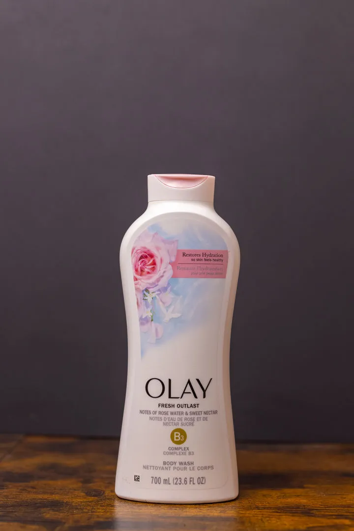 OLAY FRESH OUTLAST - Image 2
